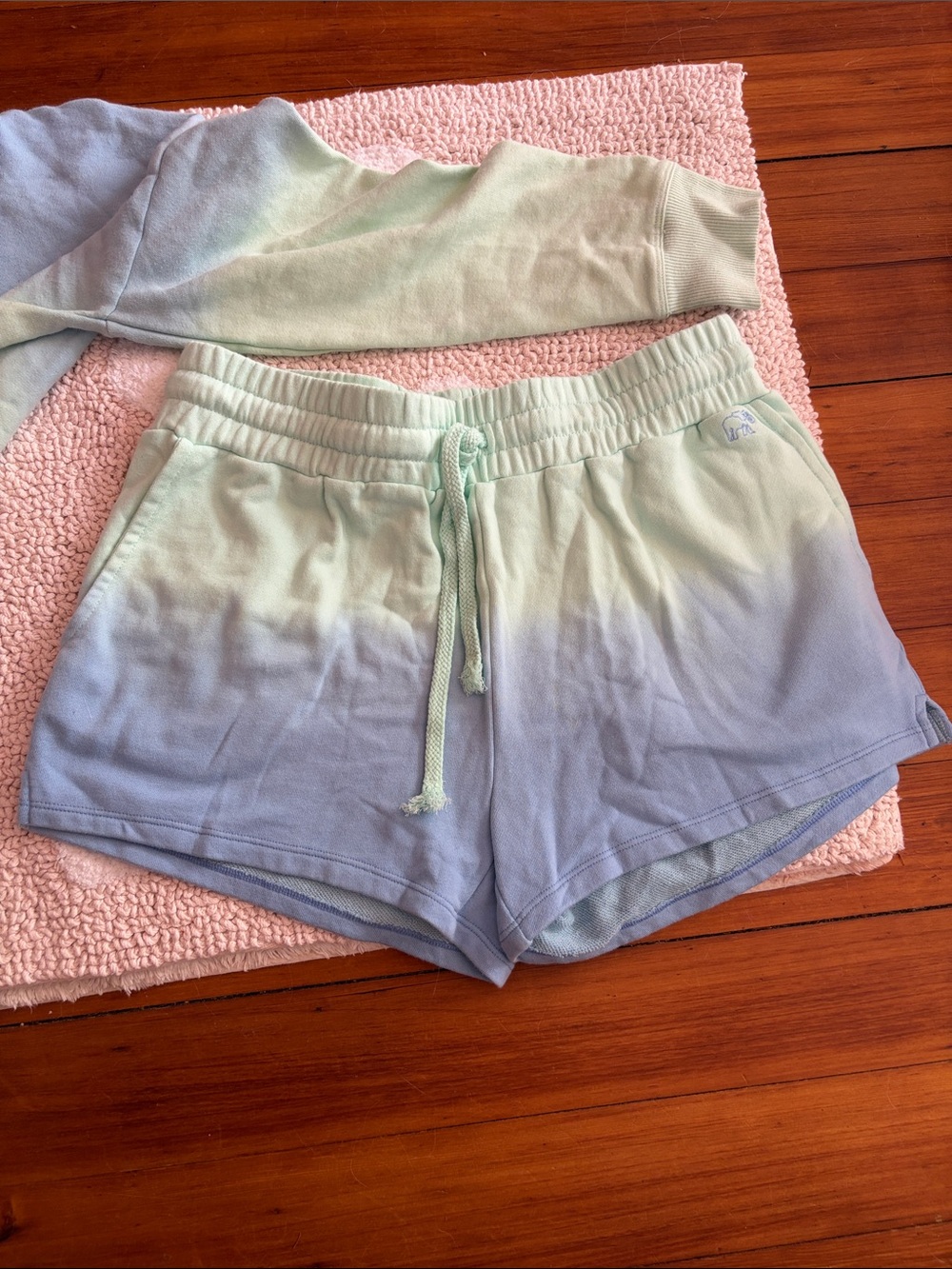 Ivory Ella Set - Picture 5 of 12
